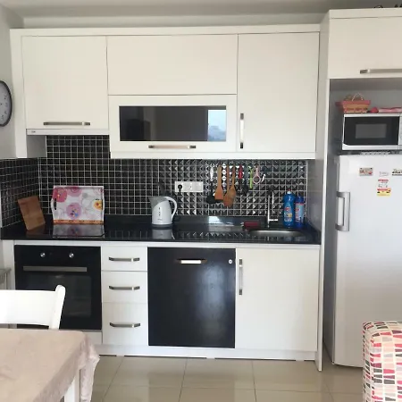 1 Плюс 1 С Видом На Горы И Древний Город Apartment *